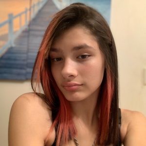 Meet your Posher, Thaishalis